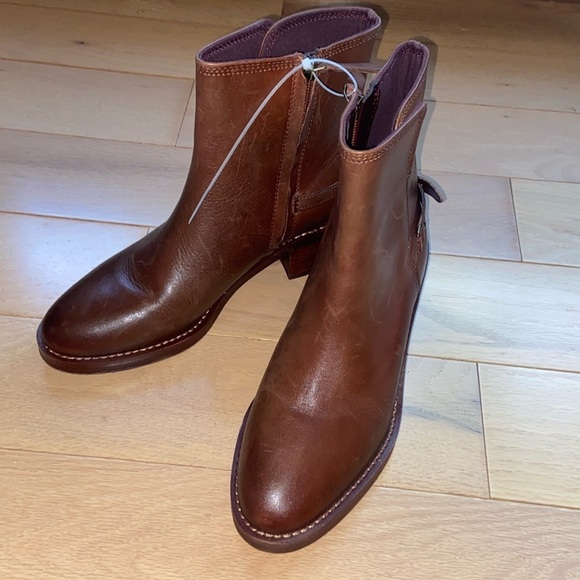 Franco Sarto Womens Colt Ankle Bootie, size 7, New without box, floor model - Picture 4 of 11